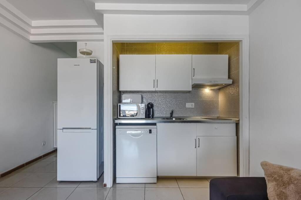 Ocean View Apartment In Orlando By Altamarhomes 阿德耶 外观 照片